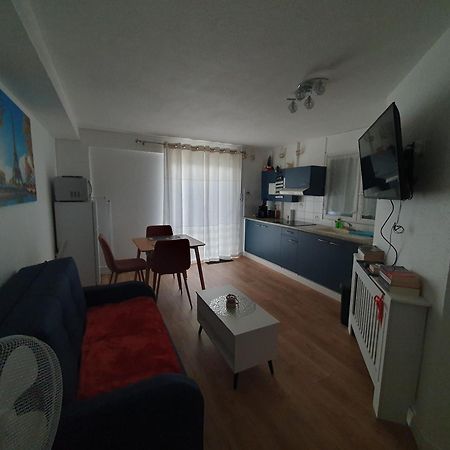 Studio Equipe Et Meuble St Cyprien Saint-Cyprien  Exterior foto